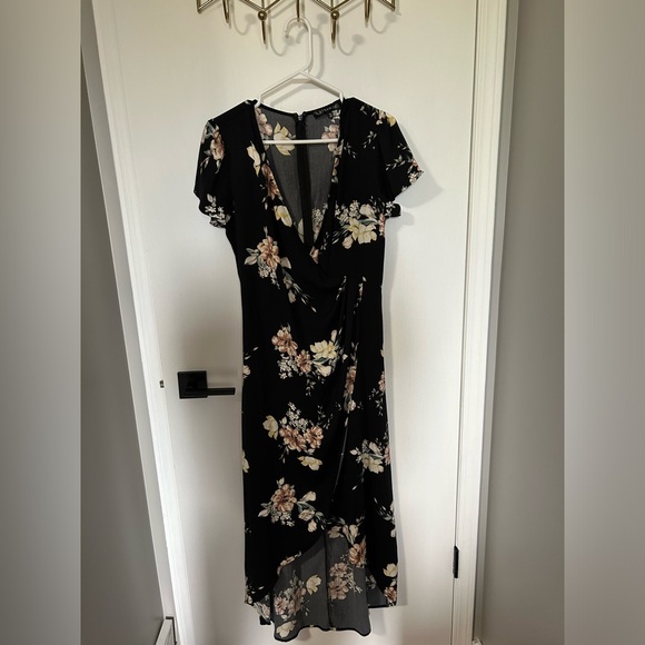 Floral Maxi Dress - Picture 1 of 2